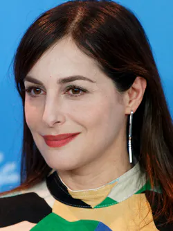Amira Casar