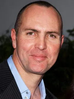 Arnold Vosloo