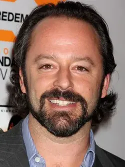 Gil Bellows