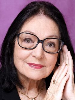 Nana Mouskouri, grecque, née en 1934