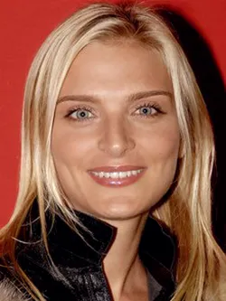 Sarah Marshall, française, née en 1981