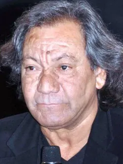 Tony Gatlif, français, né en 1948