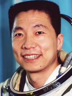 Yang Liwei